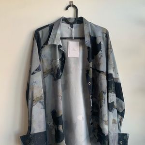 NWT clons collared shirt patterned asymmetrical Size S